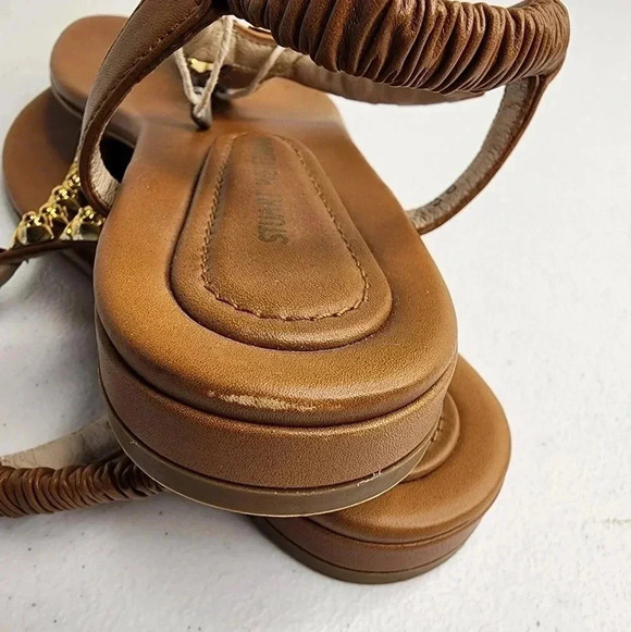 Stuart Weiztman Brown Leather Gold Rose Appliqué Thong Sandals Flats Size 36 - Picture 7 of 8